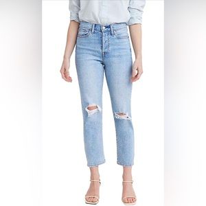 Levi’s Women Wedgie Straight Ripped Jeans Size 27 NWT